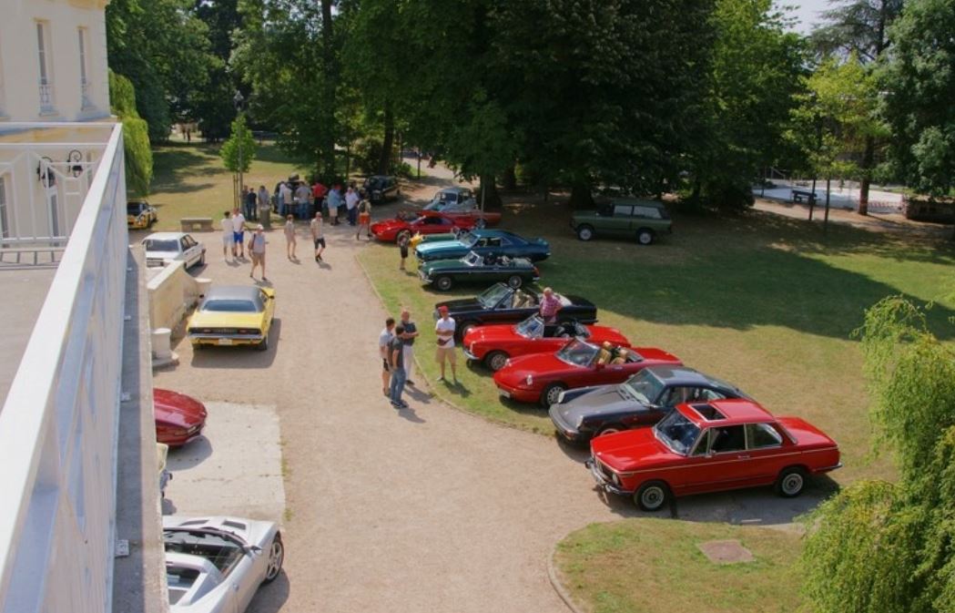 Rassemblement véhicules anciens
