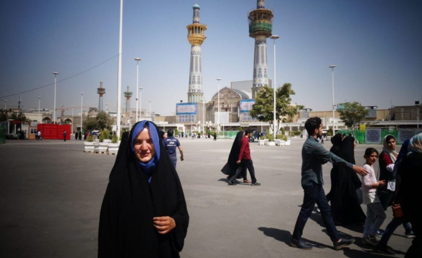 Amélie en çador en Iran