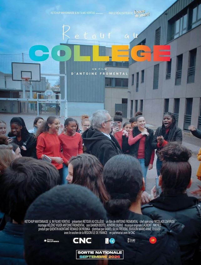 FILM Retour au coll&egrave;ge