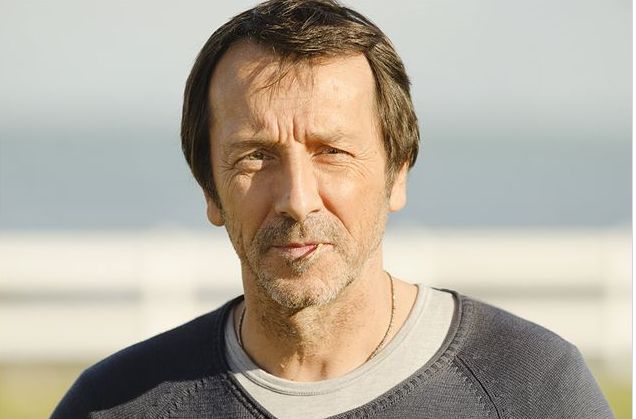 AMITIES SINCERES de Stephan Archinard et François Prévôt-Leygonie avec Gérard Lanvin, Jean-Hugues Anglade