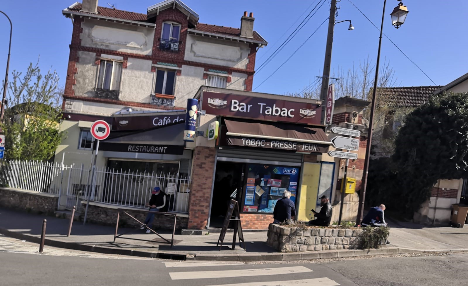 Le café de l'Orangerie à Montmorency