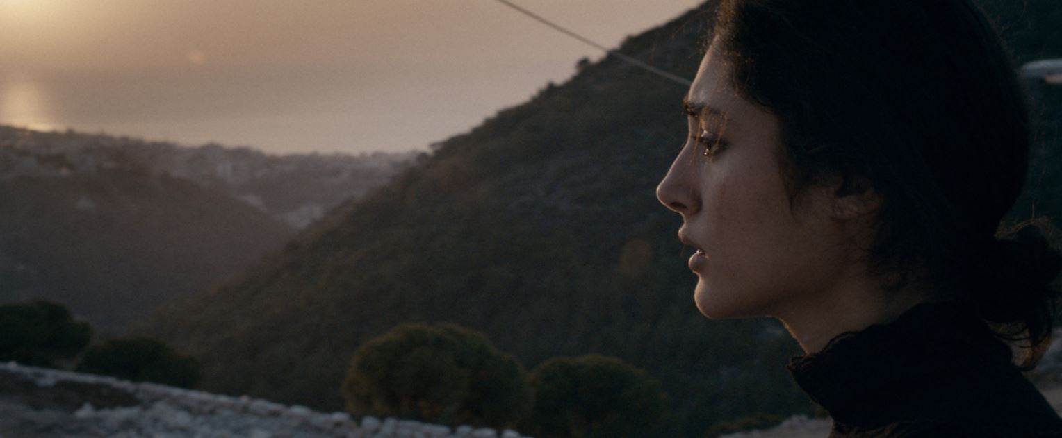 GO HOME de Jihane Chouaib