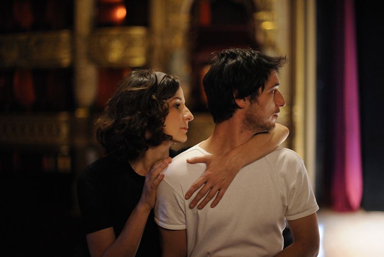 MAIN DANS LA MAIN de Valérie Donzelli
