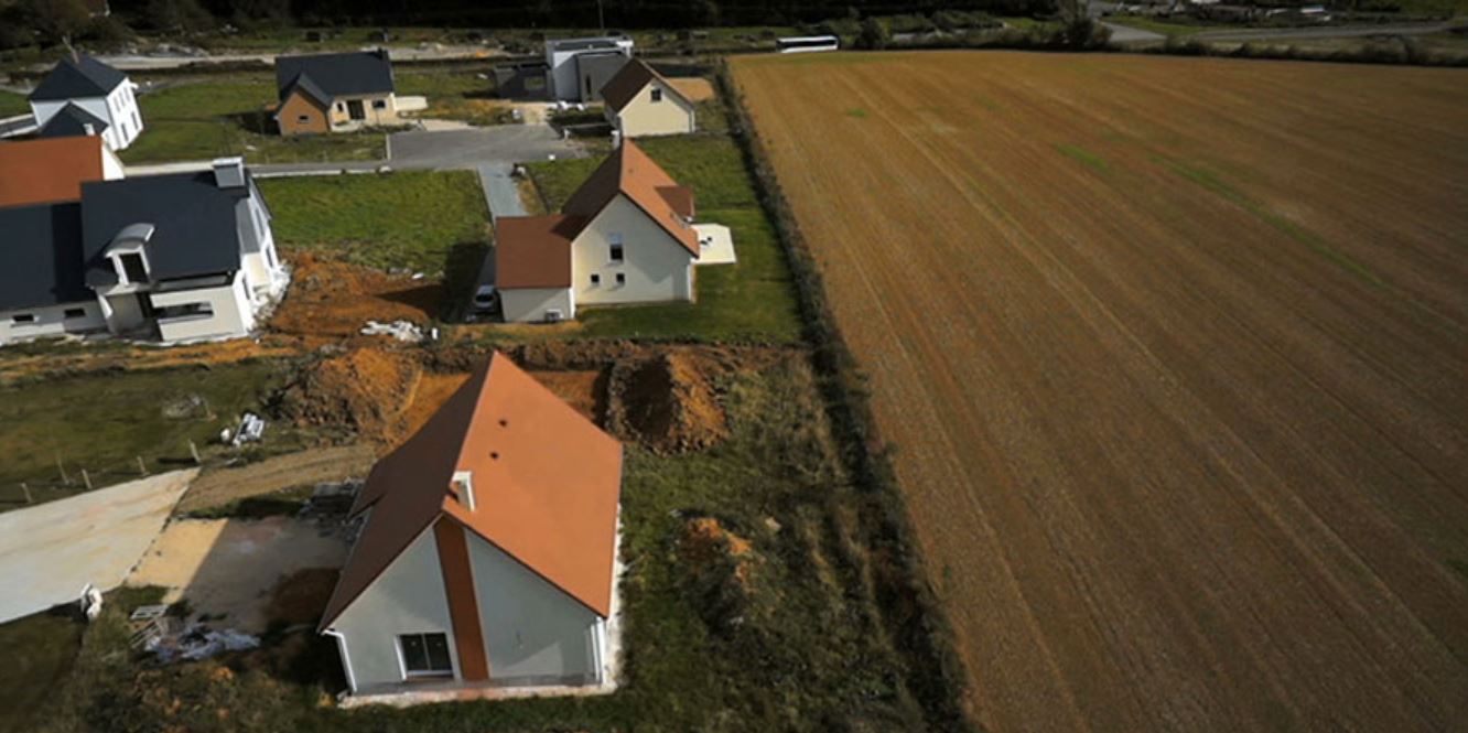 LA TERRE EN MORCEAUX d'Ariane Doublet