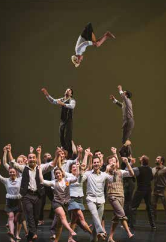Cirque IL N'EST PAS ENCORE MINUIT