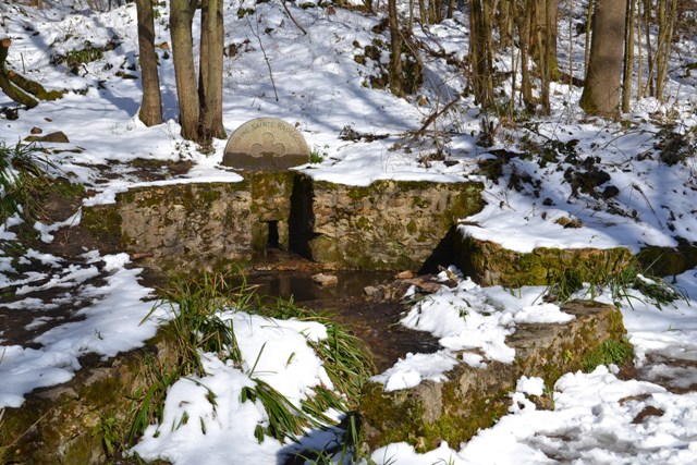 La Fontaine Sainte-Radegonde sous la neige