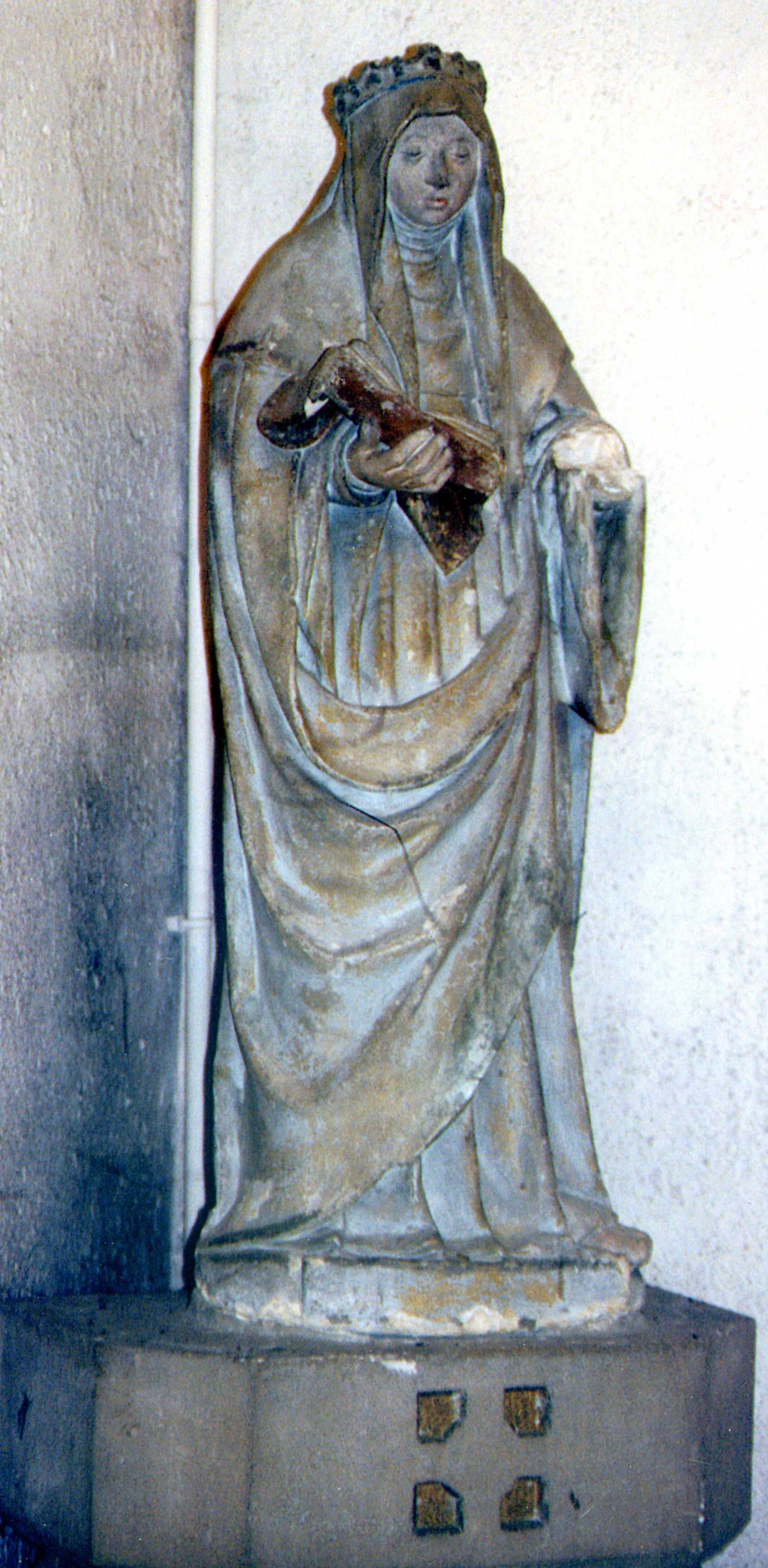 Saint Radegonde (statue visible maintenant dans l'églsie de Bouffémont)