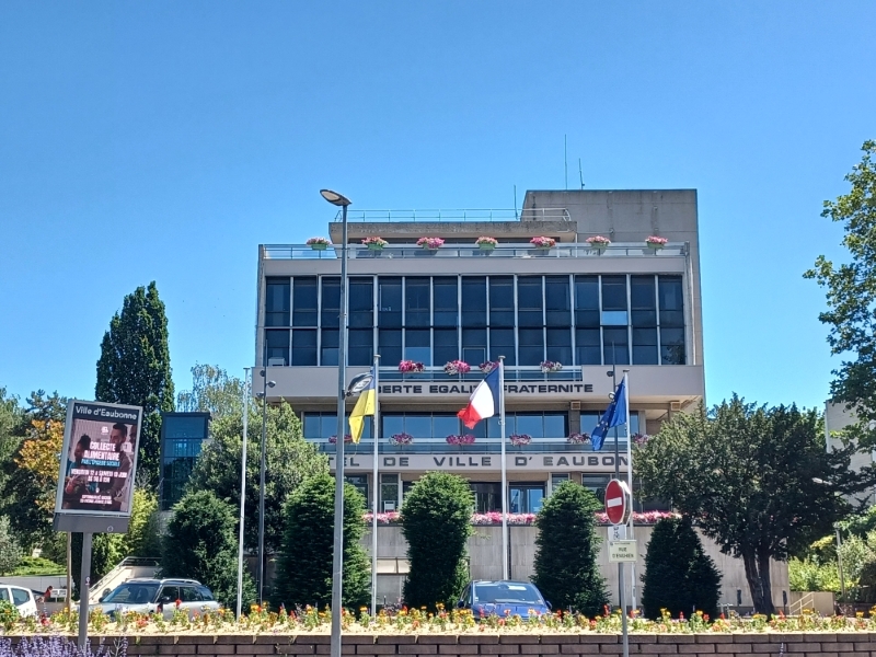 H&ocirc;tel de ville Eaubonne - juin 2026