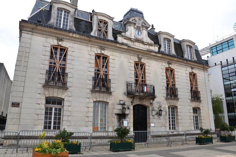 La Villa Rozée a abrité l'ancienne mairie de Sannois puis récemment le