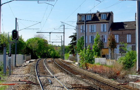 SANNOIS QUAI PASSAGE A NIVEAU