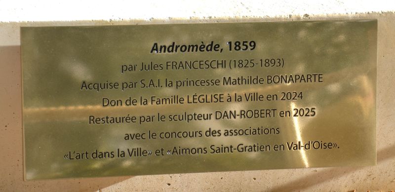 Plaque située au pied de la statue d'Andromède située place Gambetta à Saint-Gratien