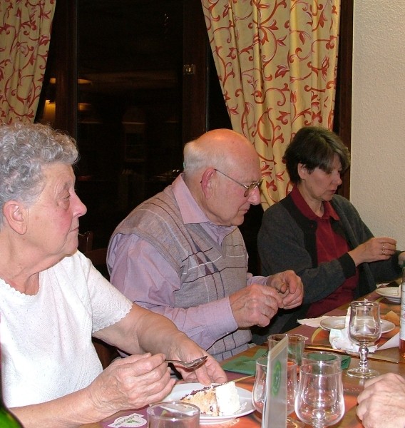 Louis Aguil&eacute;e et sa famille en 2006
