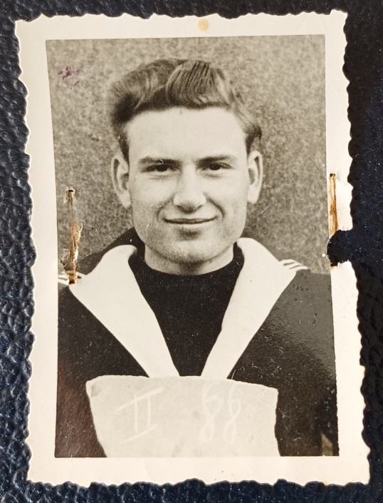 Louis Aguil&eacute;e dans la Marine