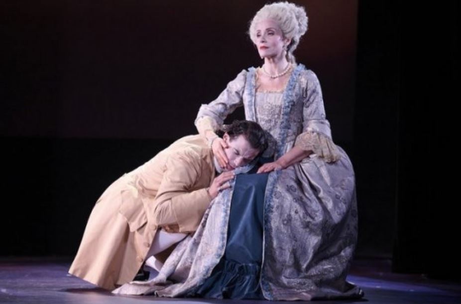 THEATRE Les liaisons dangereuses