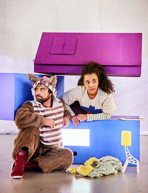 THEATRE Le chat sur la photo