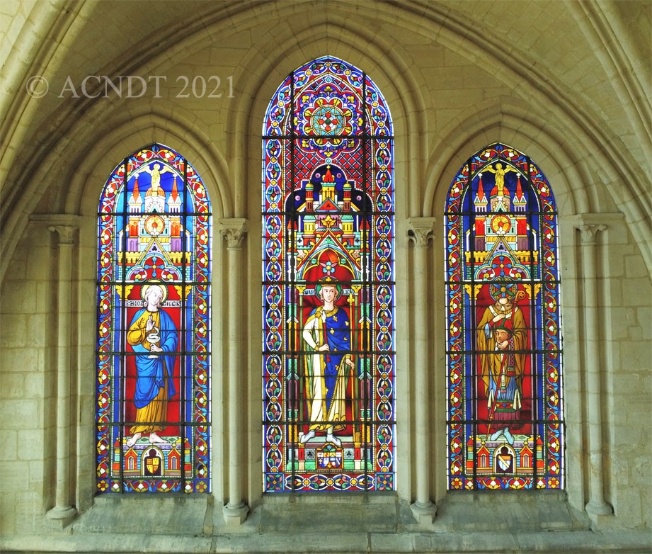 Vitrail de l'église de Taverny