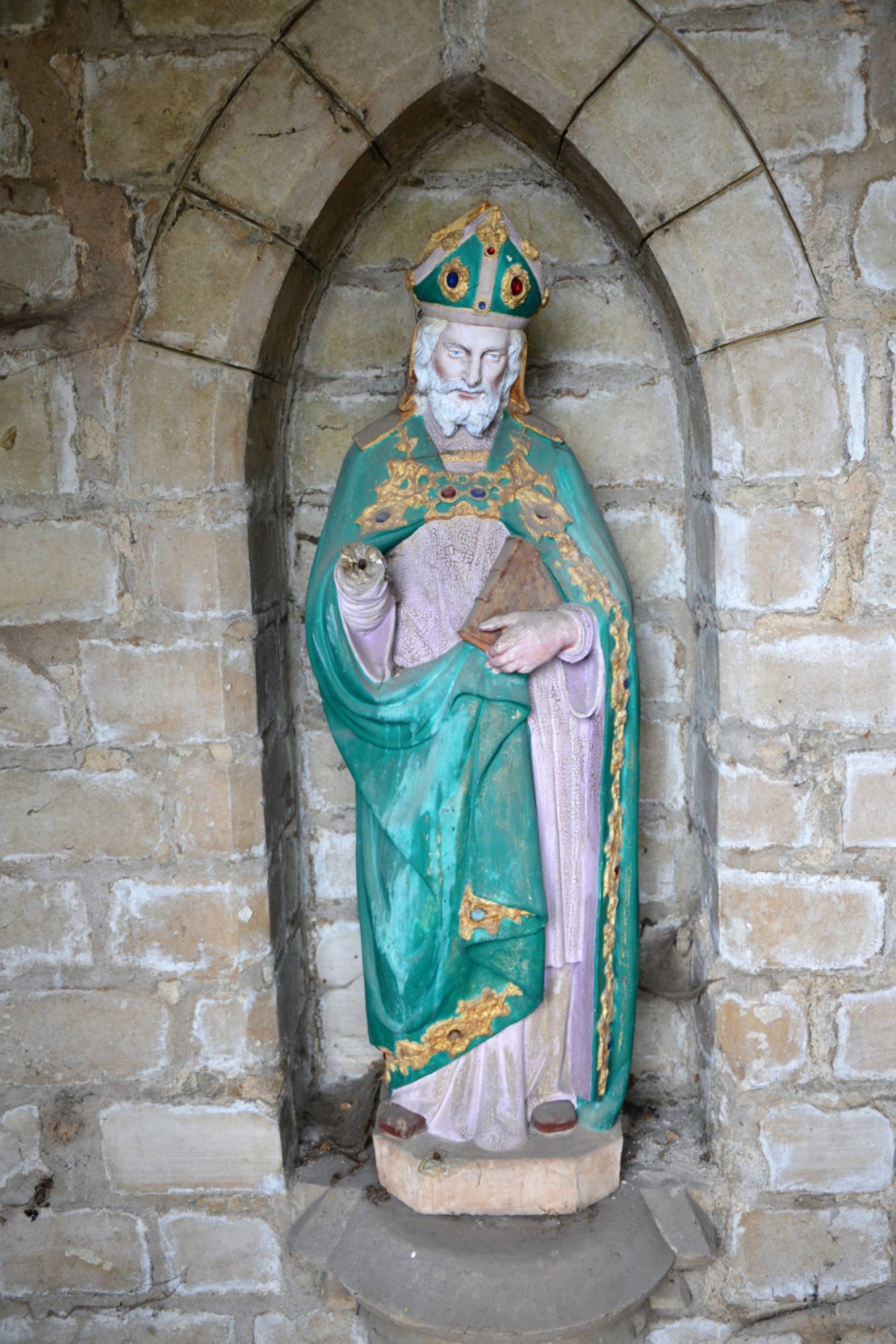 Statue de Saint-Pry