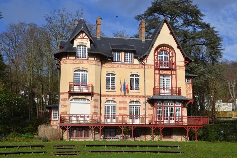 Château des sources à Andilly
