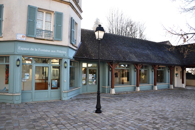 Place de la Fontaine aux pèlerins