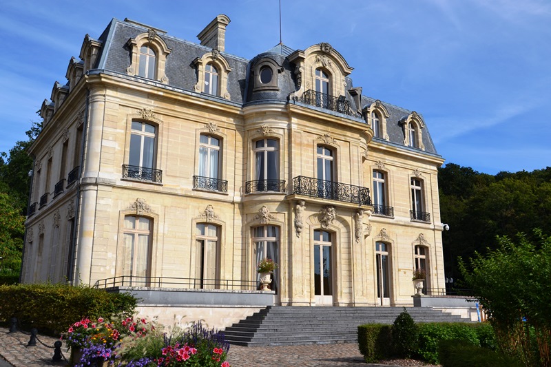 Ch&acirc;teau de la Tuyolle - Taverny