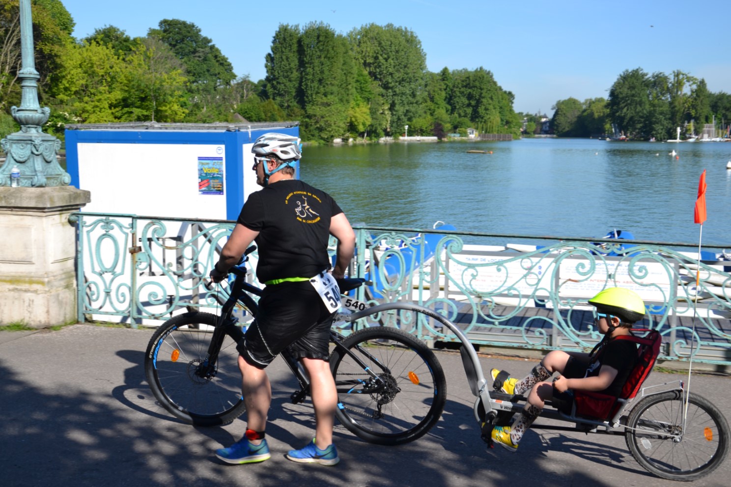 Léo et Franck participent au Triathlon d'Enghien