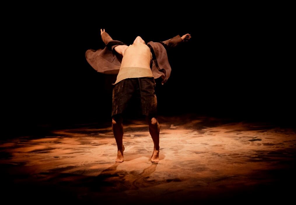 THEATRE L'ambition d'être tendre