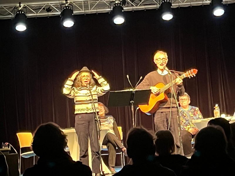 Ouvre-Bo&icirc;te &agrave; Po&egrave;mes &agrave; Montmorency - 2025