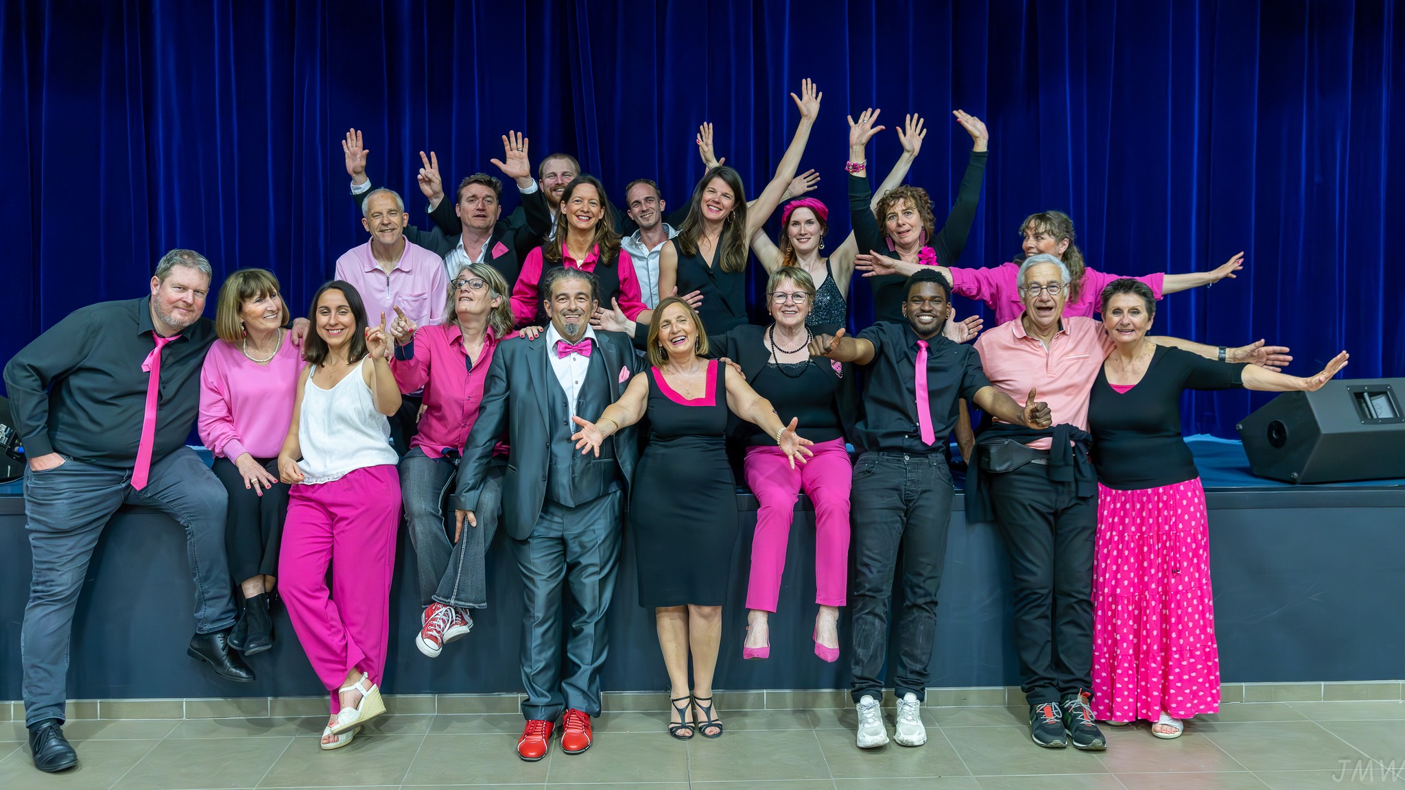 Cabaret de l'Aventure - (photo issue page Facebook de la troupe))