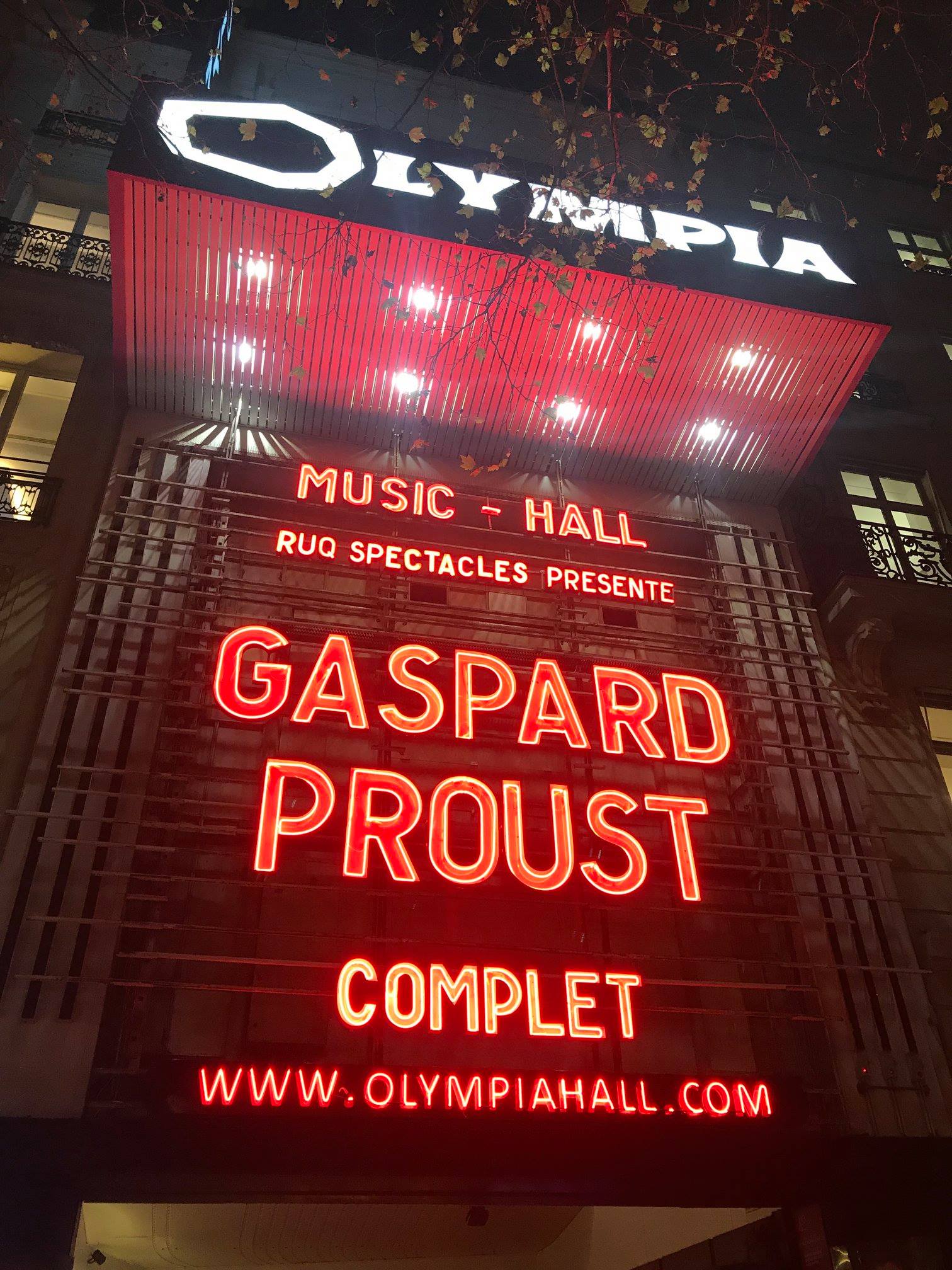 Gaspard Proust à l'Olympia (photo issue de la page Facebook de l'artiste)