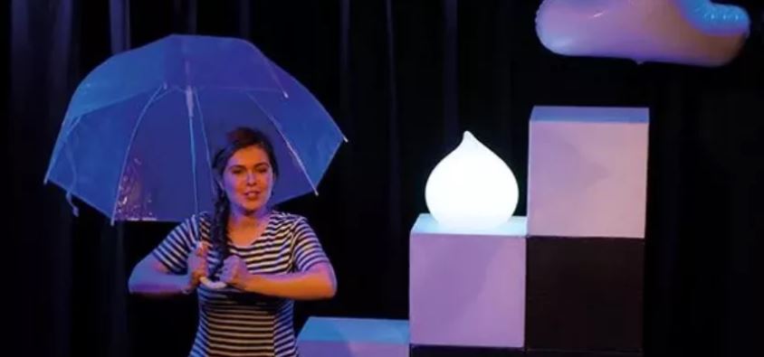 JEAUNE PUBLIC THEATRE Petite goutte deviendra grande