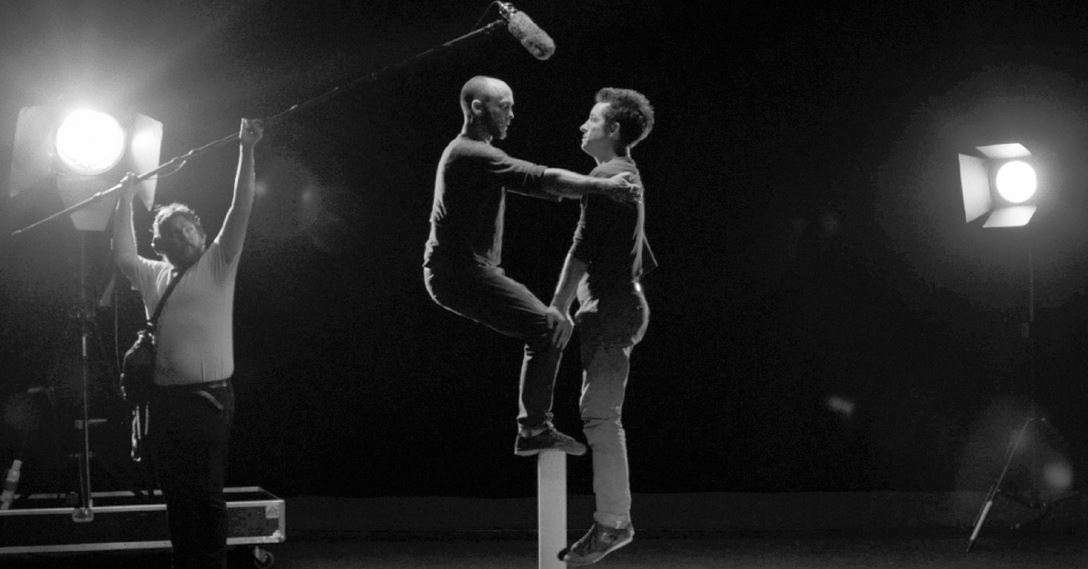 CIRQUE Rapprochons-nous