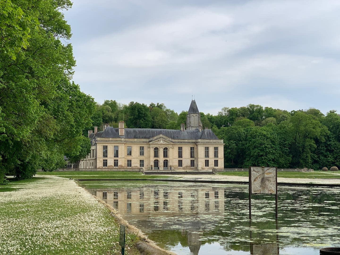 Château de Méry-sur-Oise (juin 2022 - photo de Delphine Gaudré)